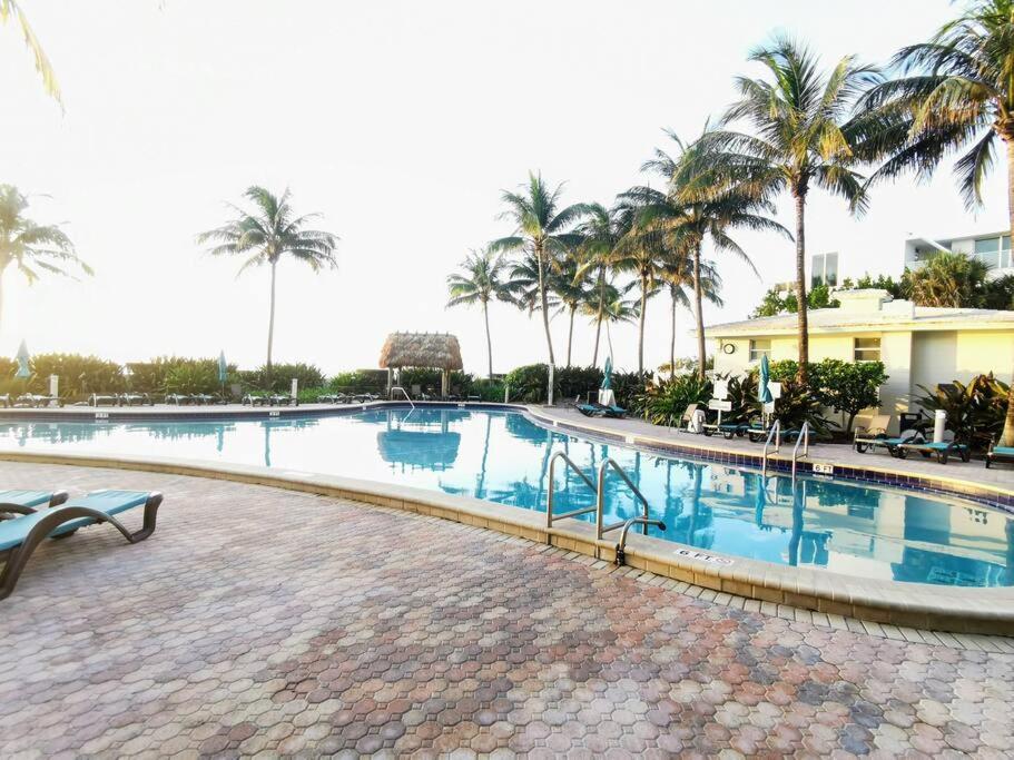 Luxury Stylish Oceanfront 2 Bedroom 2 Bathroom In Hollywood Fl 外观 照片