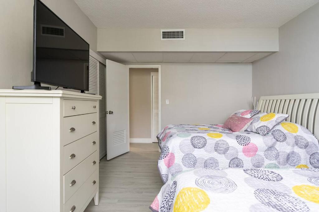 Luxury Stylish Oceanfront 2 Bedroom 2 Bathroom In Hollywood Fl 外观 照片